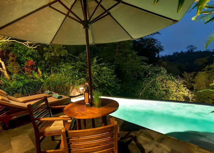 Villa Bidadari Private & Retreat